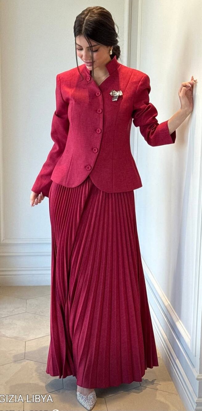 Gizia Classic Bordeaux Red Mandarin Collar Asymmetric Blazer Jacket Size 36 NWT